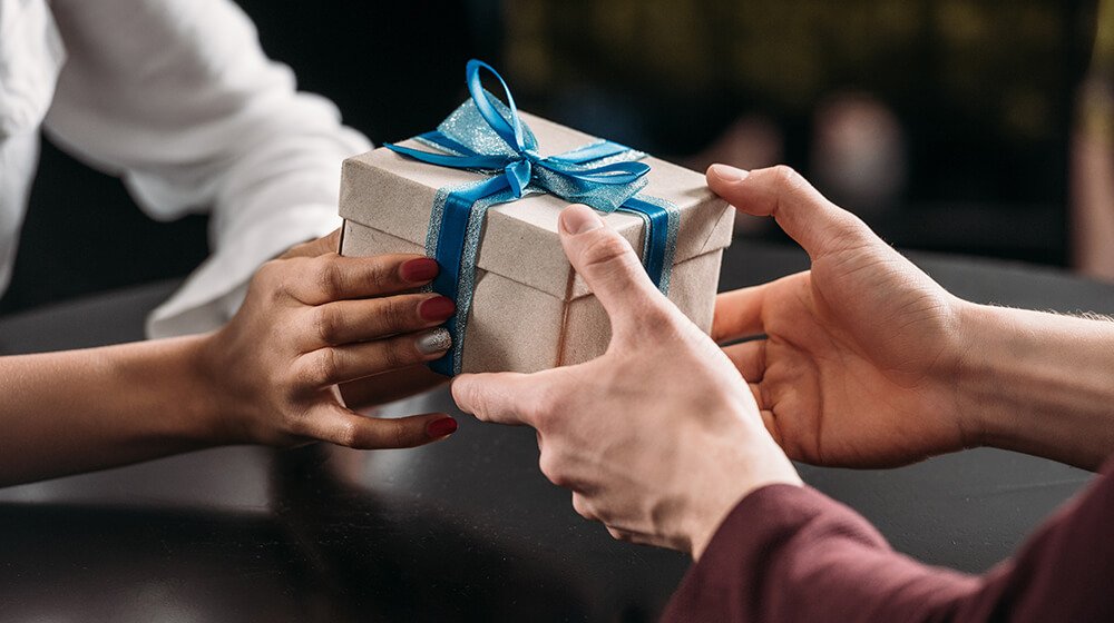 The Impact of Sustainable Corporate Gifts on Brand Reputation