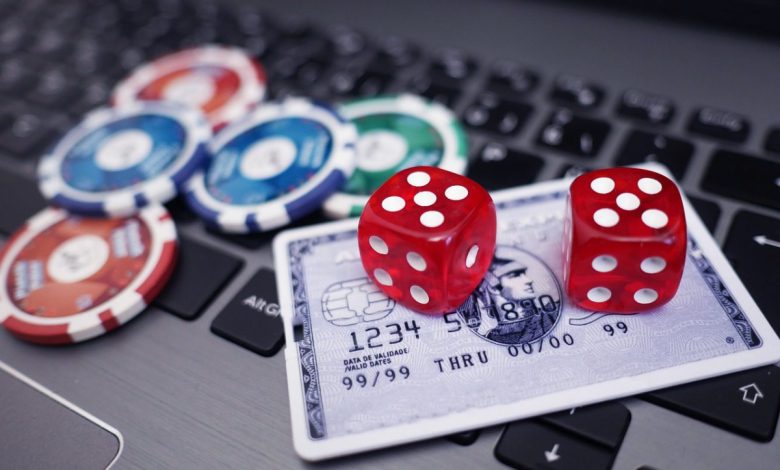 Exploring the Intriguing World of Online Gambling Aficionados